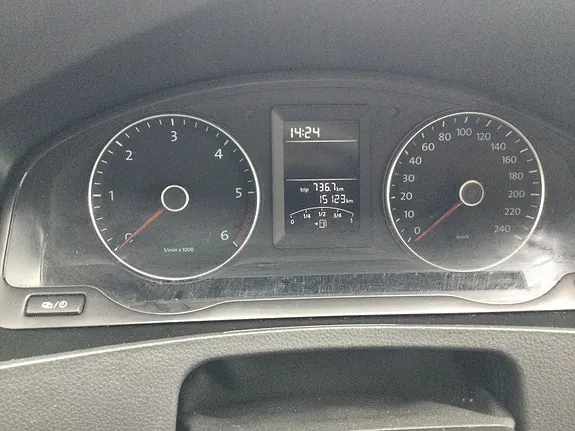 Volkswagen Caravelle 2015 photo 2