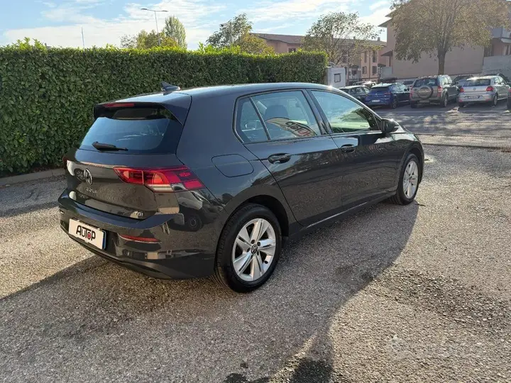 Volkswagen Golf 2022 photo 5
