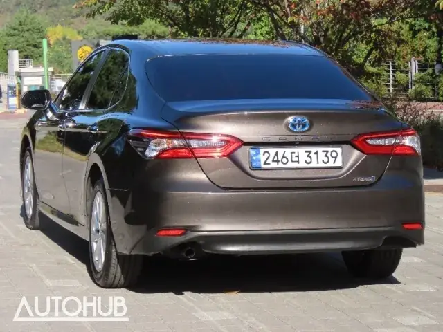 Toyota Camry 2023 photo 4