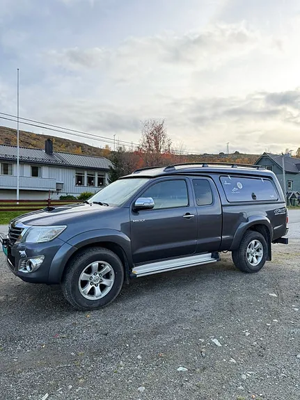 Toyota Hilux 2014 photo 4