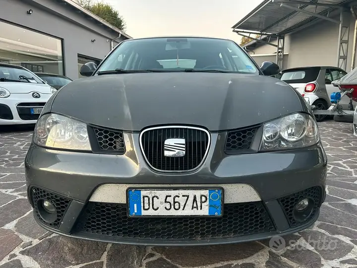 Seat Ibiza 2006 photo 2