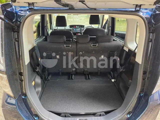 Toyota Roomy 2025 photo 2