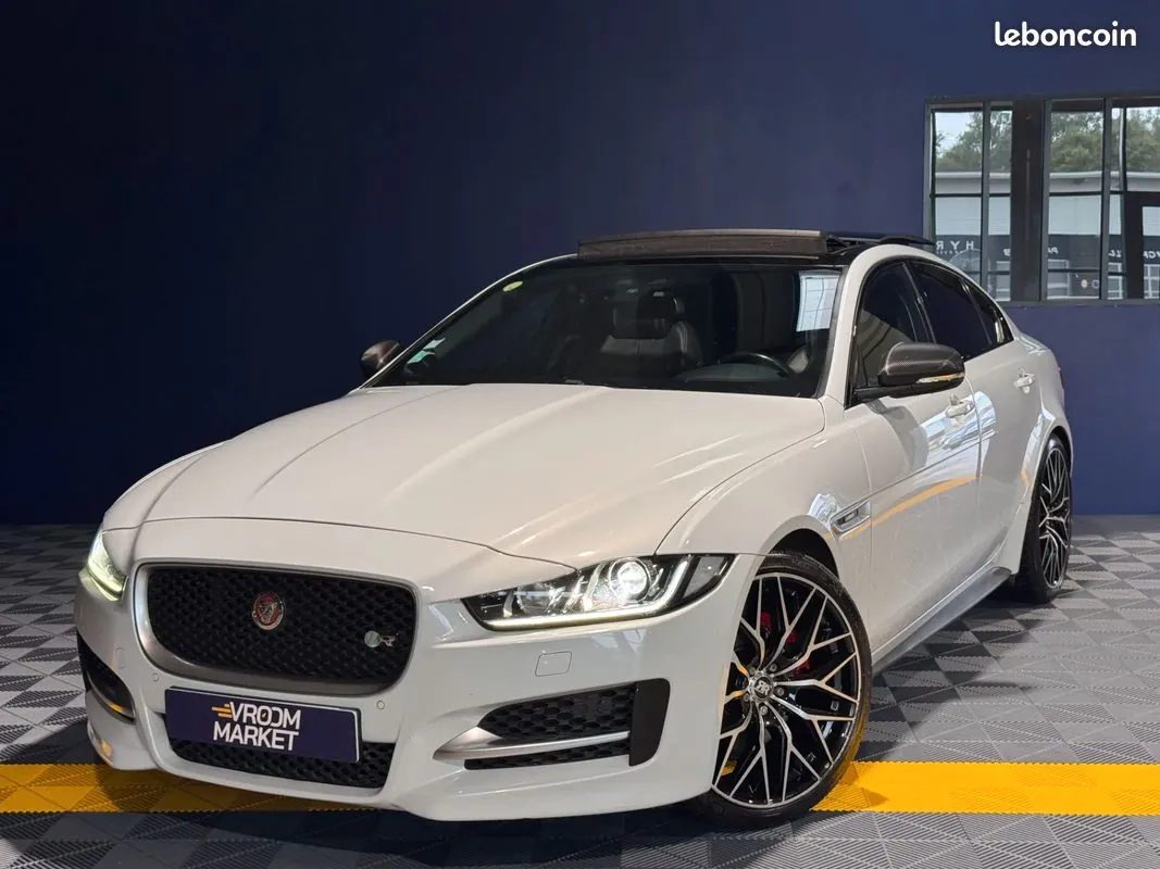 Jaguar Xe