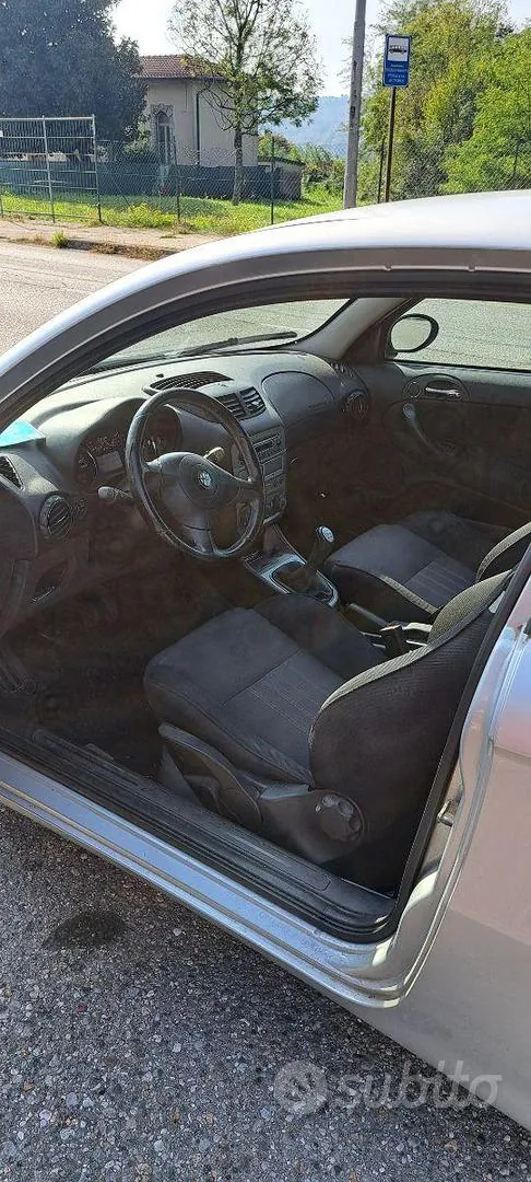 Alfa Romeo 147 2008 photo 3