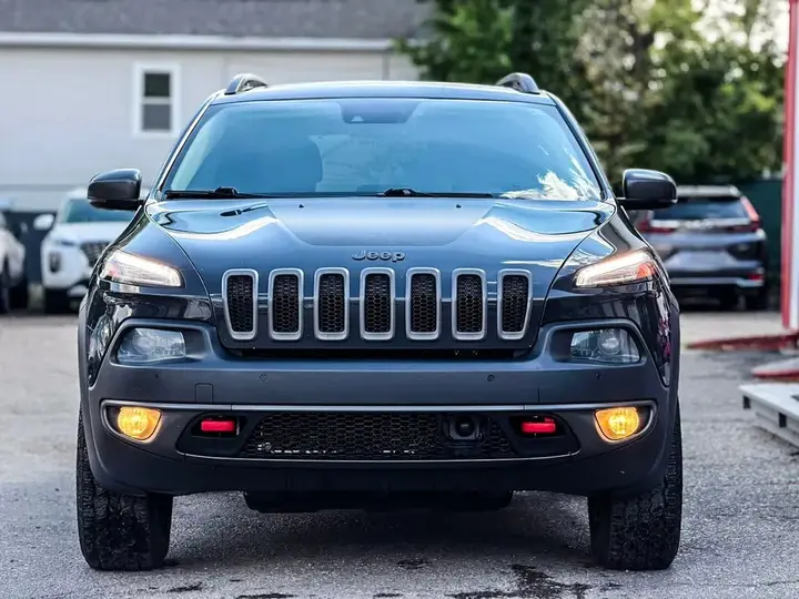 Jeep Cherokee 2016 photo 3