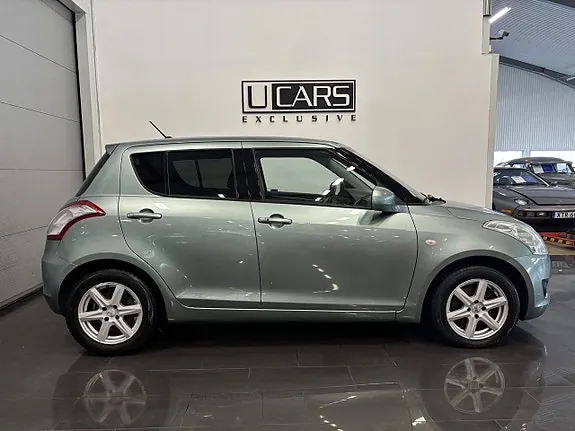 Suzuki Swift 2011 photo 3