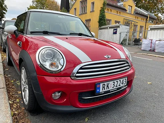Mini Cooper 2011 photo 2
