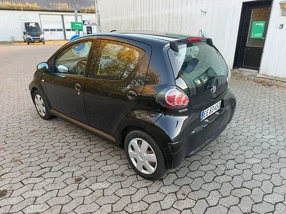 Toyota Aygo 2009 photo 4