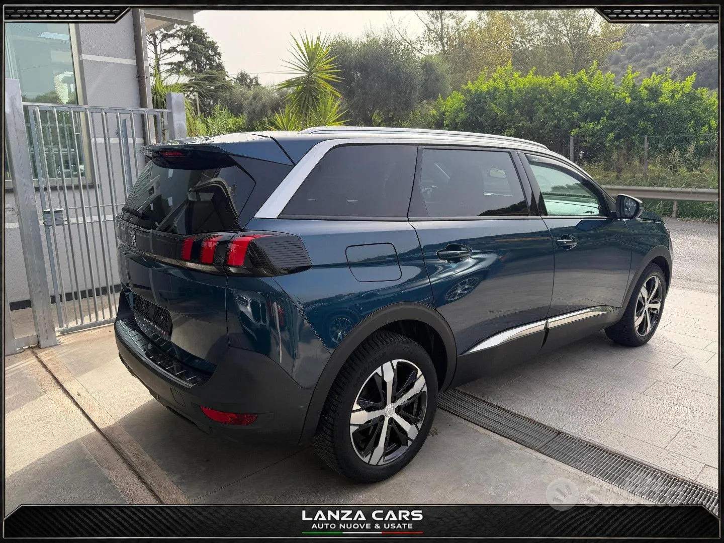 Peugeot 5008 2023 photo 2