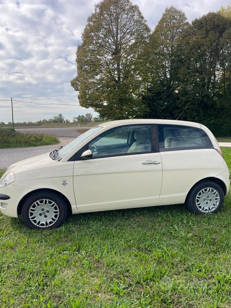 Lancia Ypsilon 2006 photo 5