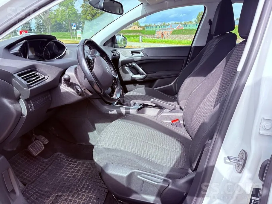Peugeot 308 2018 photo 5