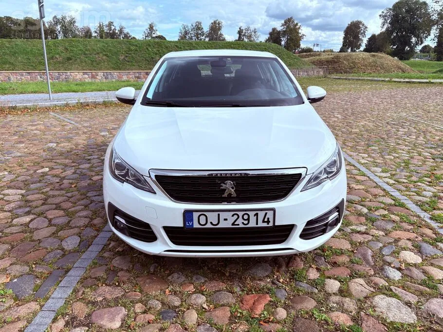 Peugeot 308 2018 photo 2