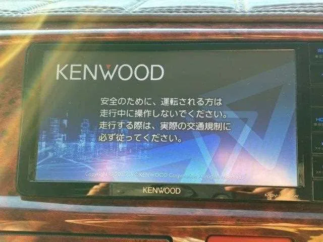 Toyota Hiace 2013 photo 4