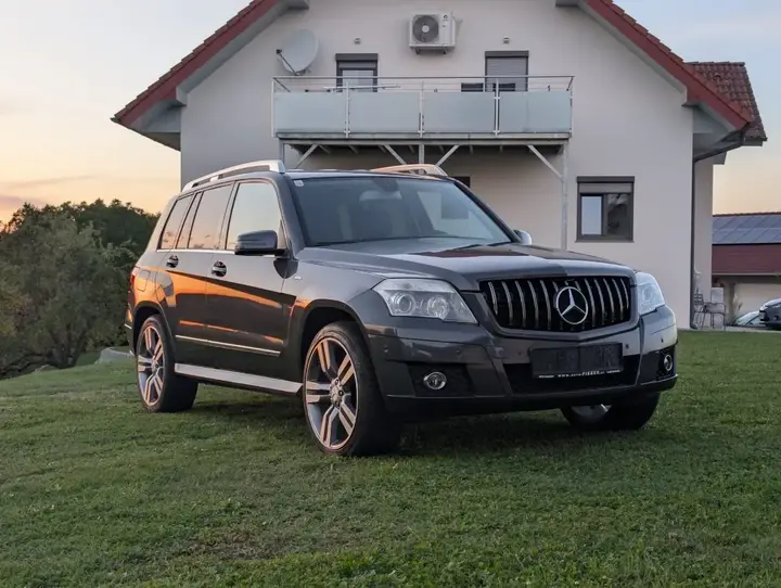Mercedes-Benz Glk Class 2009 photo 3