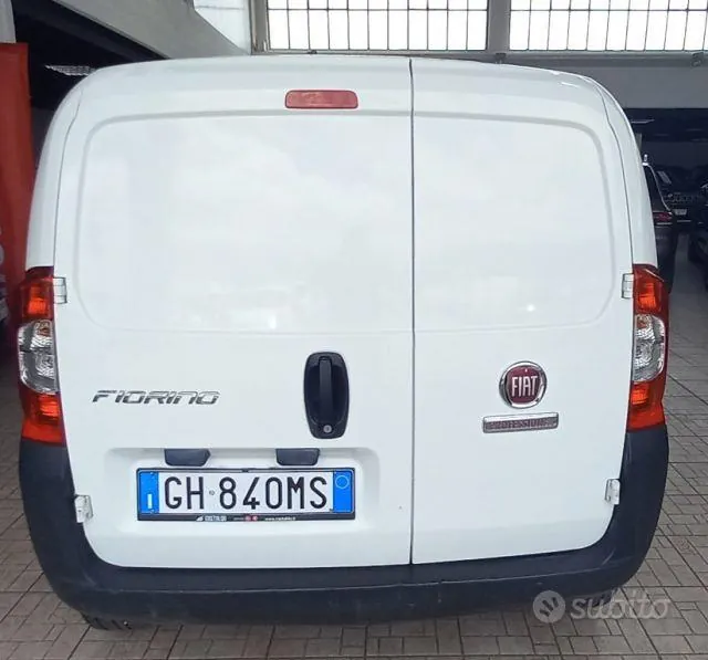 Fiat Fiorino 2021 photo 2