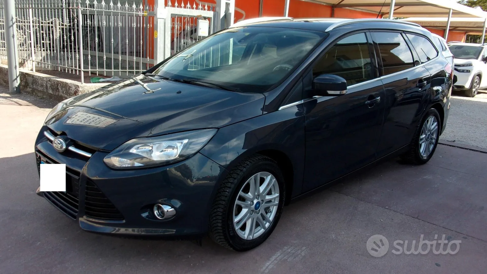 Ford Focus 2014 photo 2