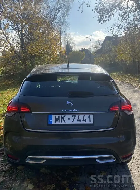 Citroen Ds4 2011 photo 3