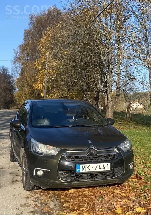Citroen Ds4 2011 photo 2