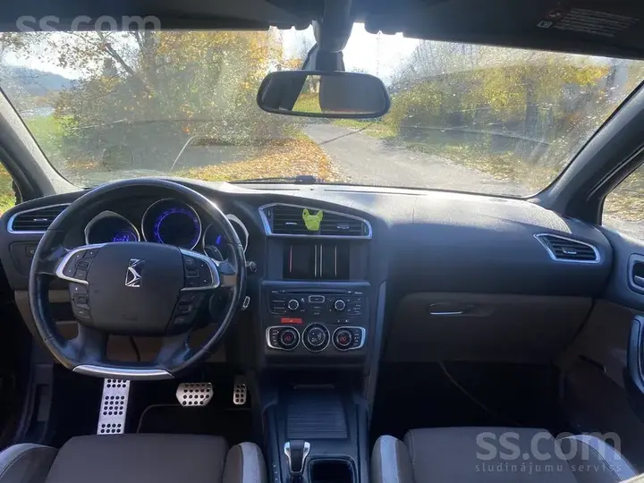 Citroen Ds4 2011 photo 4