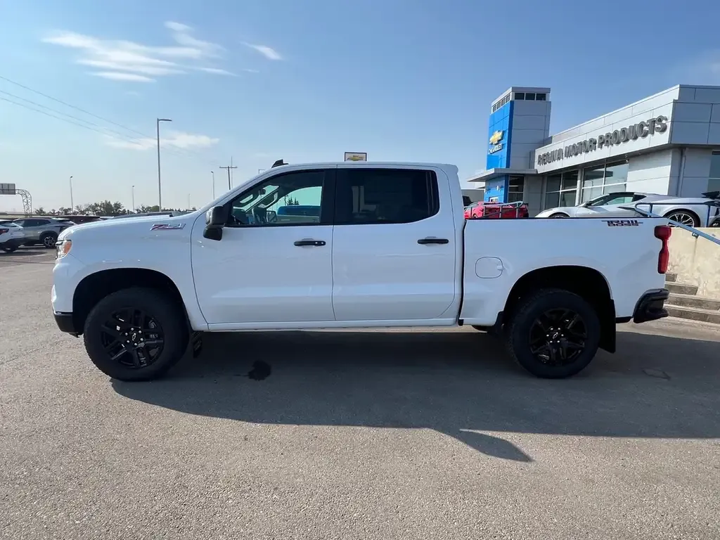 Chevrolet Silverado 1500 2026 photo 2