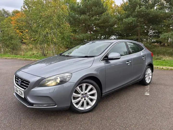 Volvo V40