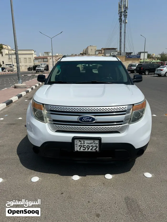 Ford Explorer 2015 photo 2