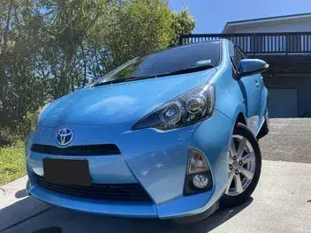 Toyota Aqua 2014 photo 2