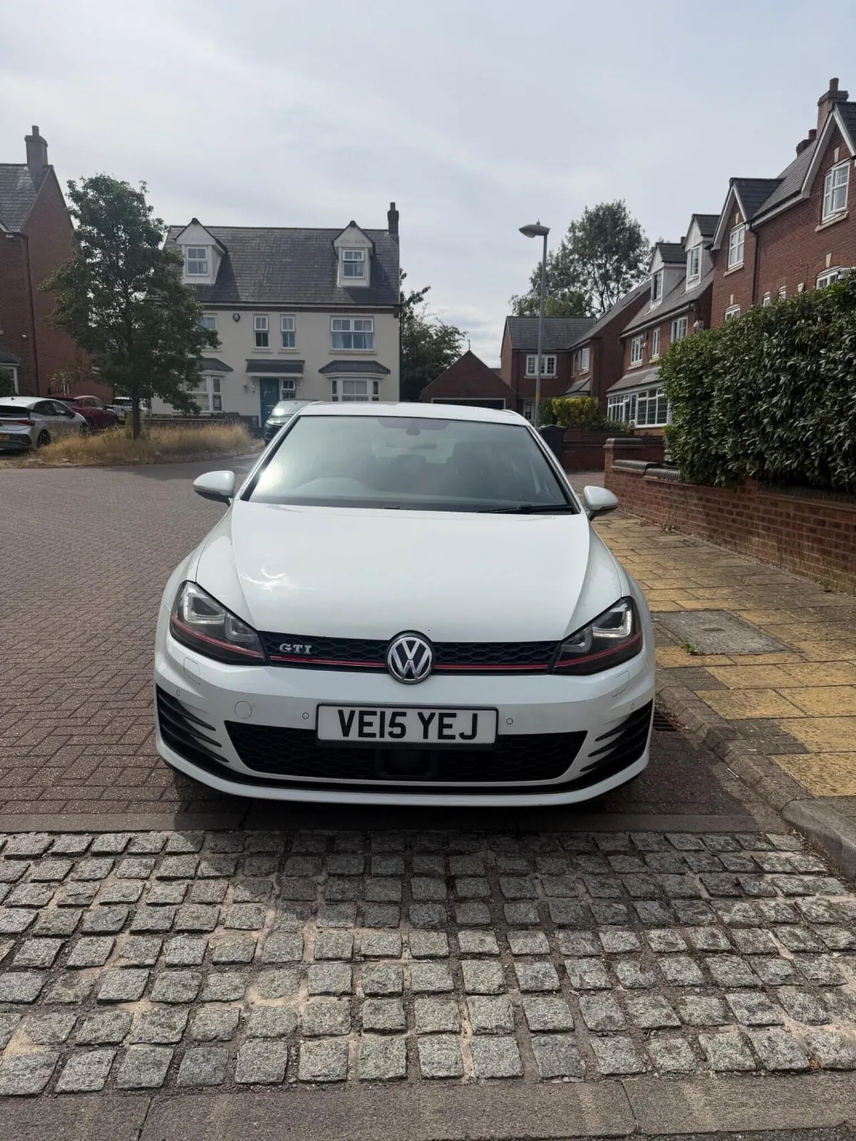 Volkswagen Golf 2015 photo 2