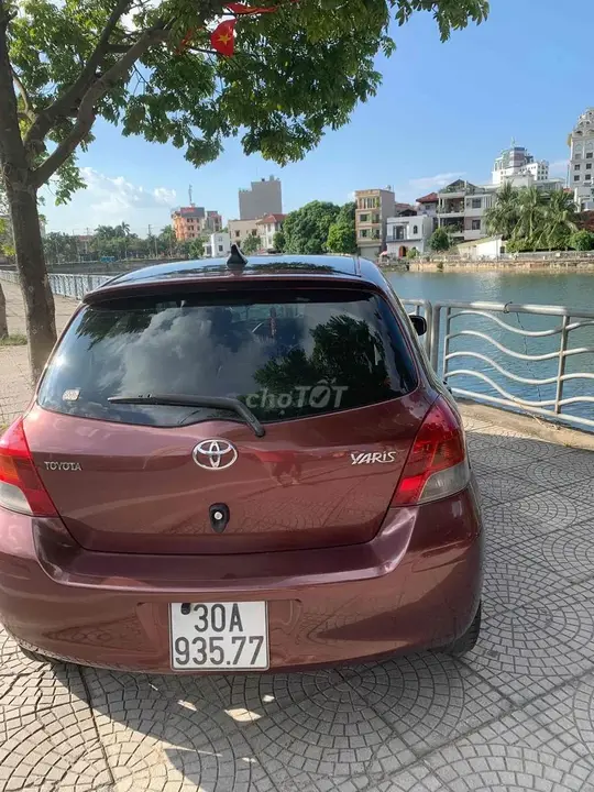 Toyota Yaris 2009 photo 2