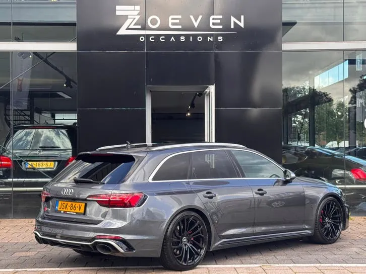 Audi Rs4 2021 photo 3