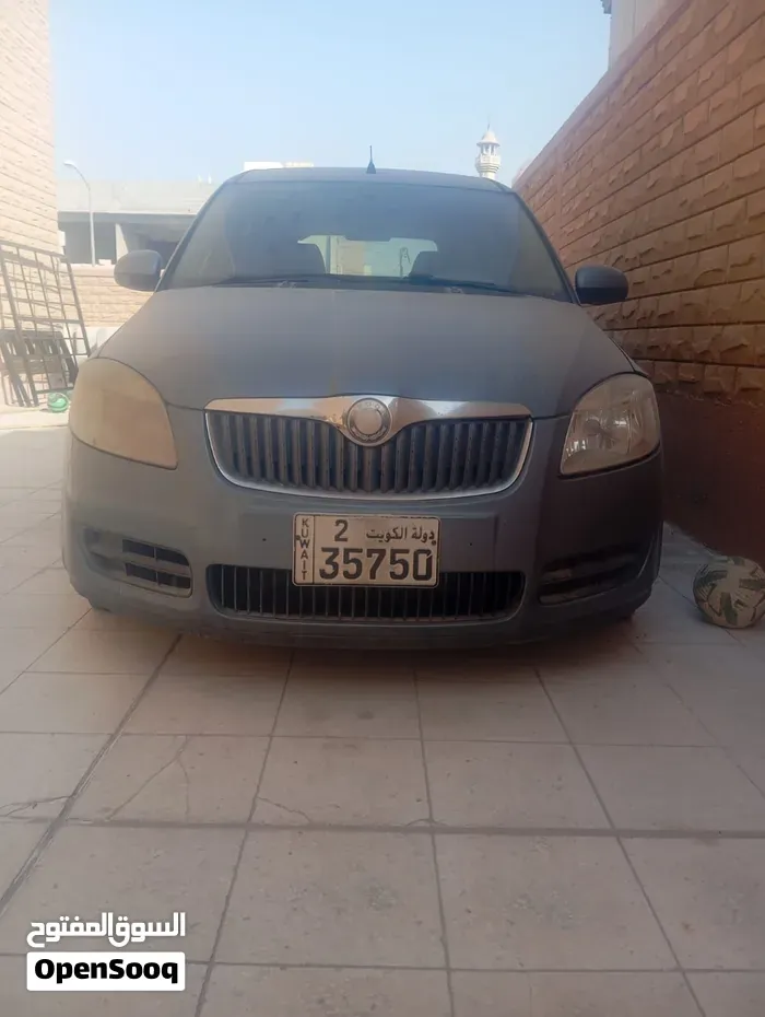 Skoda Roomster 2008 photo 2