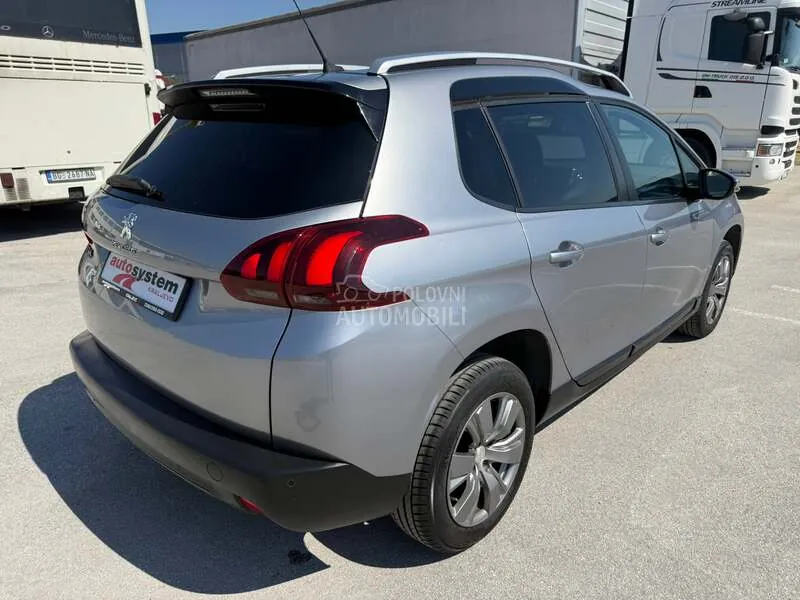 Peugeot 2008 2018 photo 4