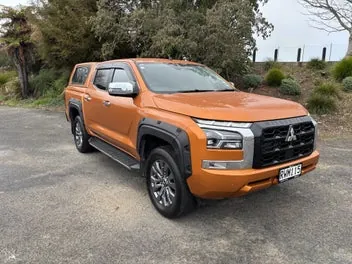 Mitsubishi Triton 2024 photo 2