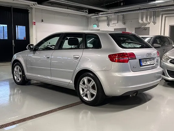 Audi A3 2009 photo 4