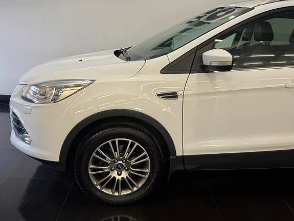 Ford Kuga 2015 photo 4