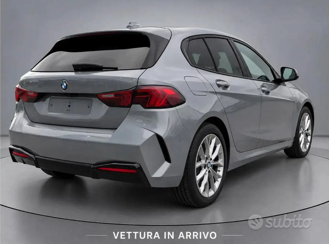 BMW 1 Series 2024 photo 4