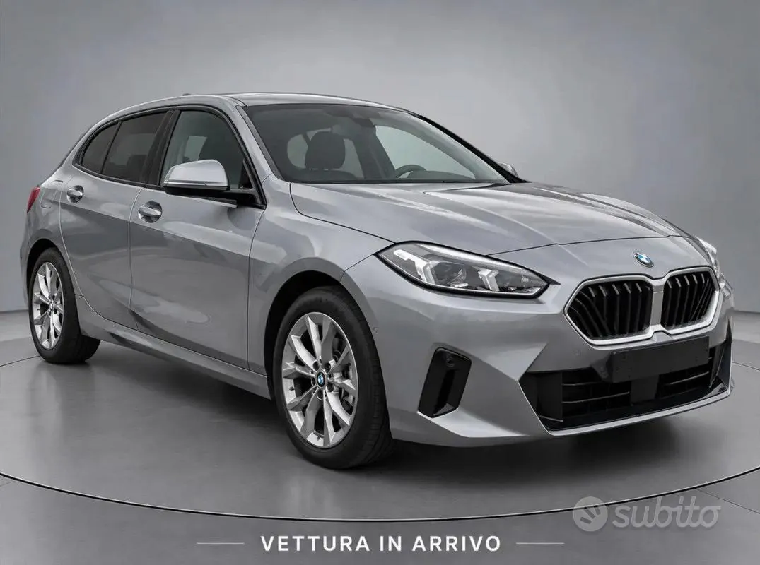 BMW 1 Series 2024 photo 2
