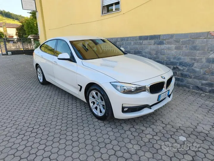 BMW 320D 2014 photo 2