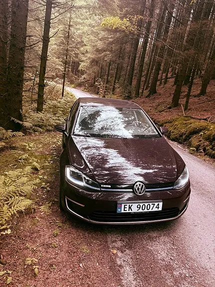 Volkswagen E-Golf 2018 photo 2