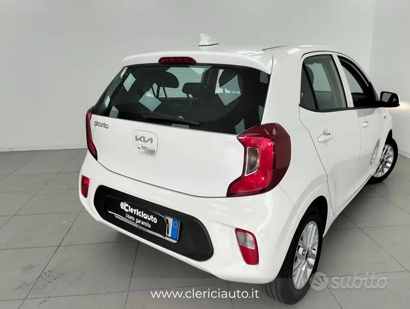 Kia Picanto 2023 photo 2