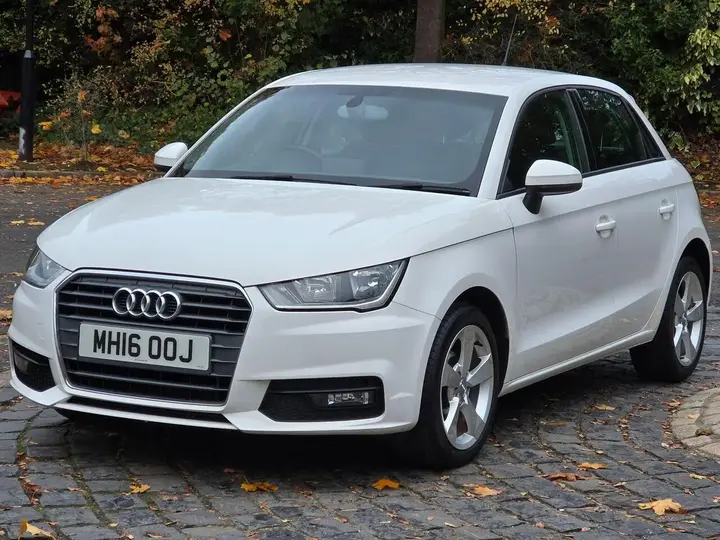 Audi A1 2016 photo 3