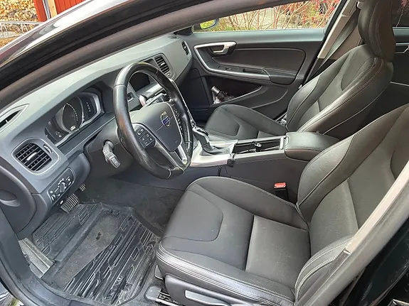Volvo V60 2017 photo 4