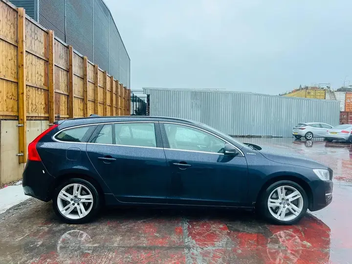 Volvo V60 2017 photo 5