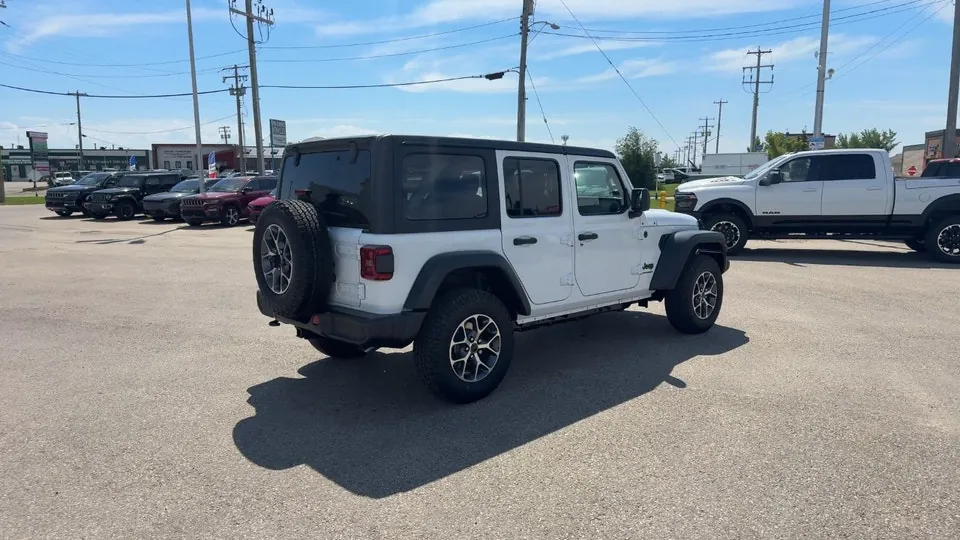 Jeep Wrangler 2025 photo 5