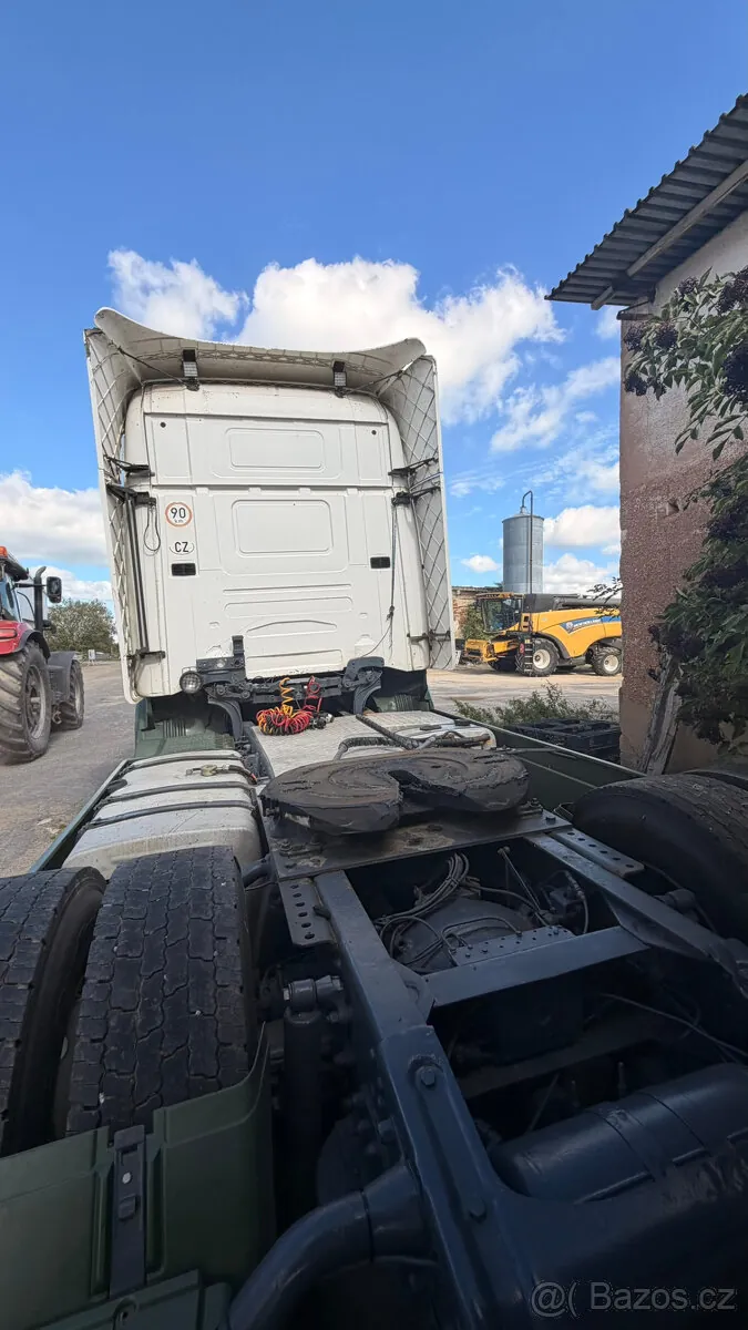 Scania R124 2001 photo 5