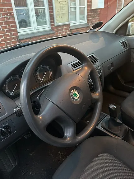 Skoda Fabia 2004 photo 4