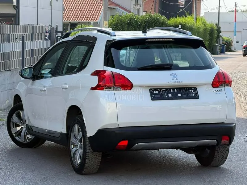 Peugeot 2008 2014 photo 2