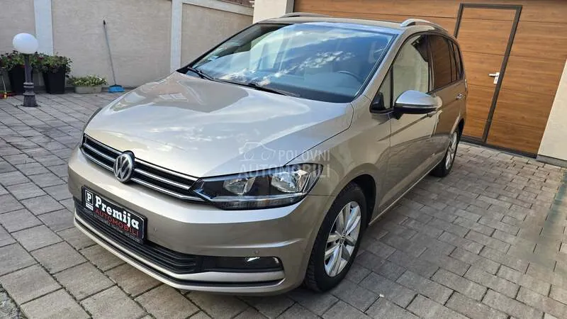 Volkswagen Touran 2017 photo 3