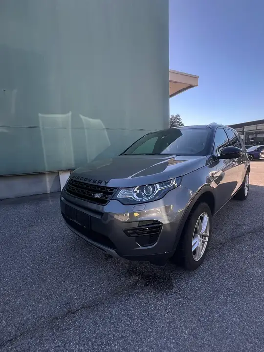 Land Rover Discovery Sport 2019 photo 2