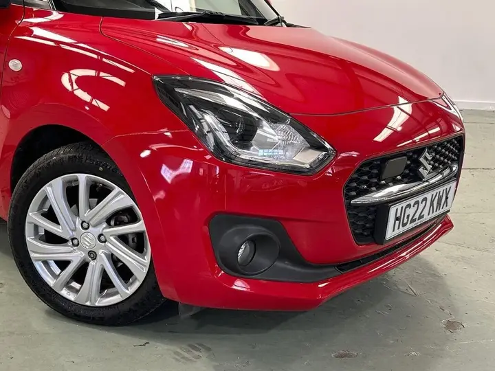 Suzuki Swift 2022 photo 3